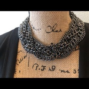 Express statement necklace